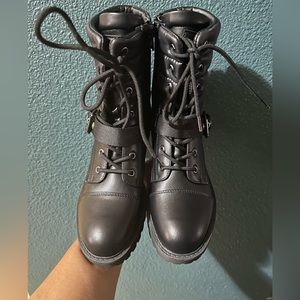 GD leather black fashion boots size 8.5